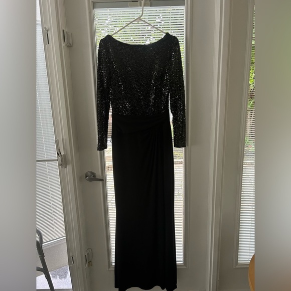 Ralph Lauren Gown - Gently Worn - Size 8 - Picture 1 of 3